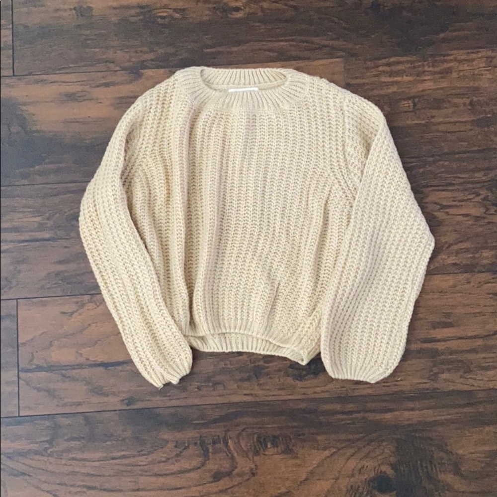Women’s sweater
